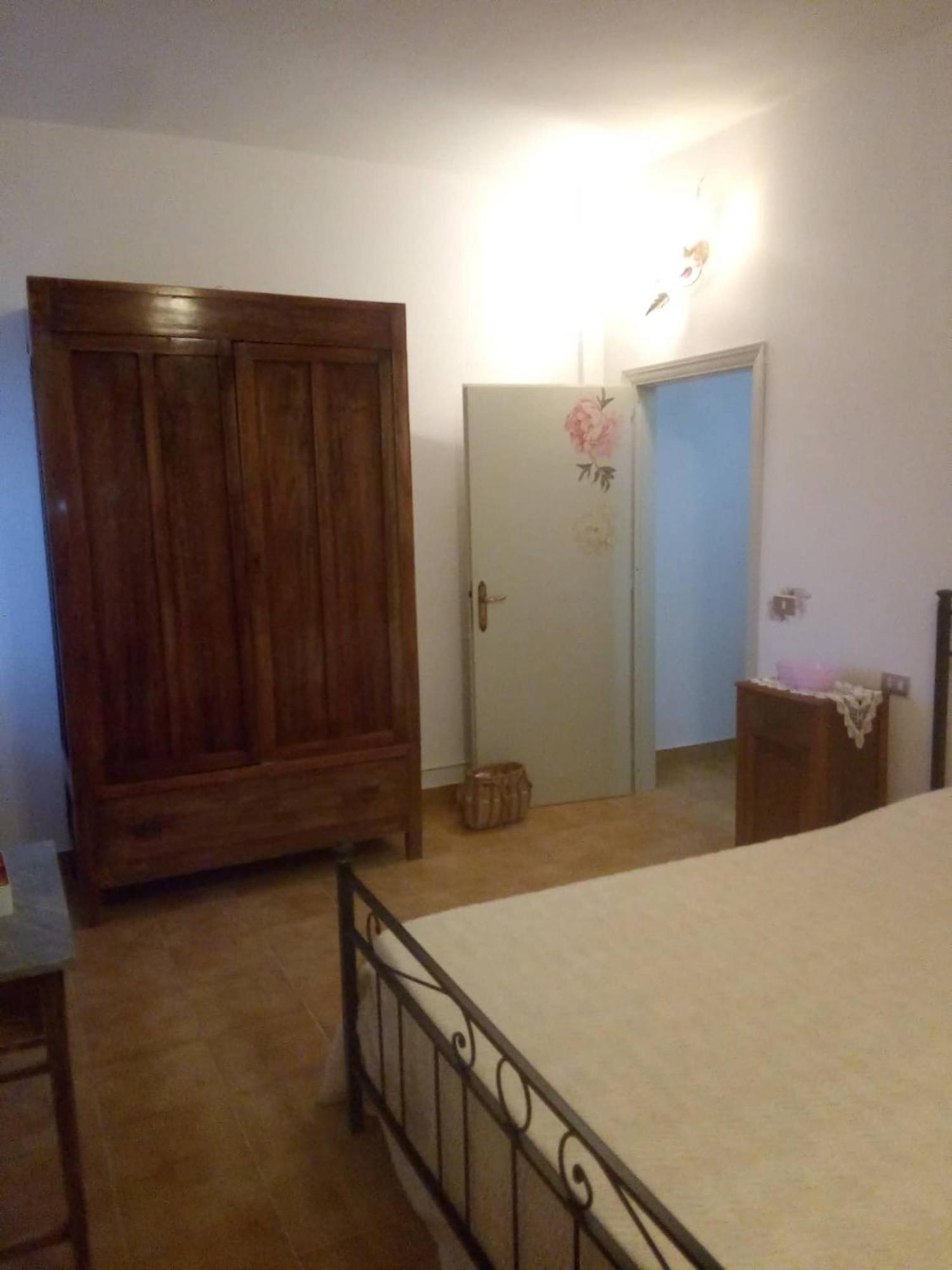 Casa Carducci Affittacamere Monteleto Eksteriør bilde